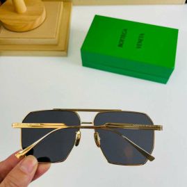 Picture of Bottega Veneta Sunglasses _SKUfw44956780fw